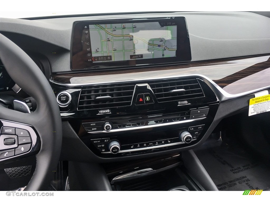 2018 5 Series 530e iPerfomance Sedan - Jet Black / Black photo #6