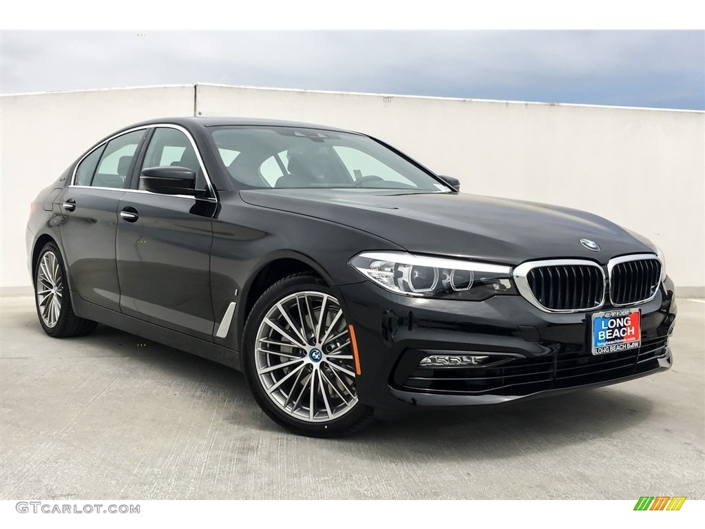 2018 5 Series 530e iPerfomance Sedan - Jet Black / Black photo #12