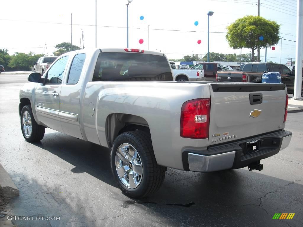 2009 Silverado 1500 LT Extended Cab - Silver Birch Metallic / Light Titanium photo #31