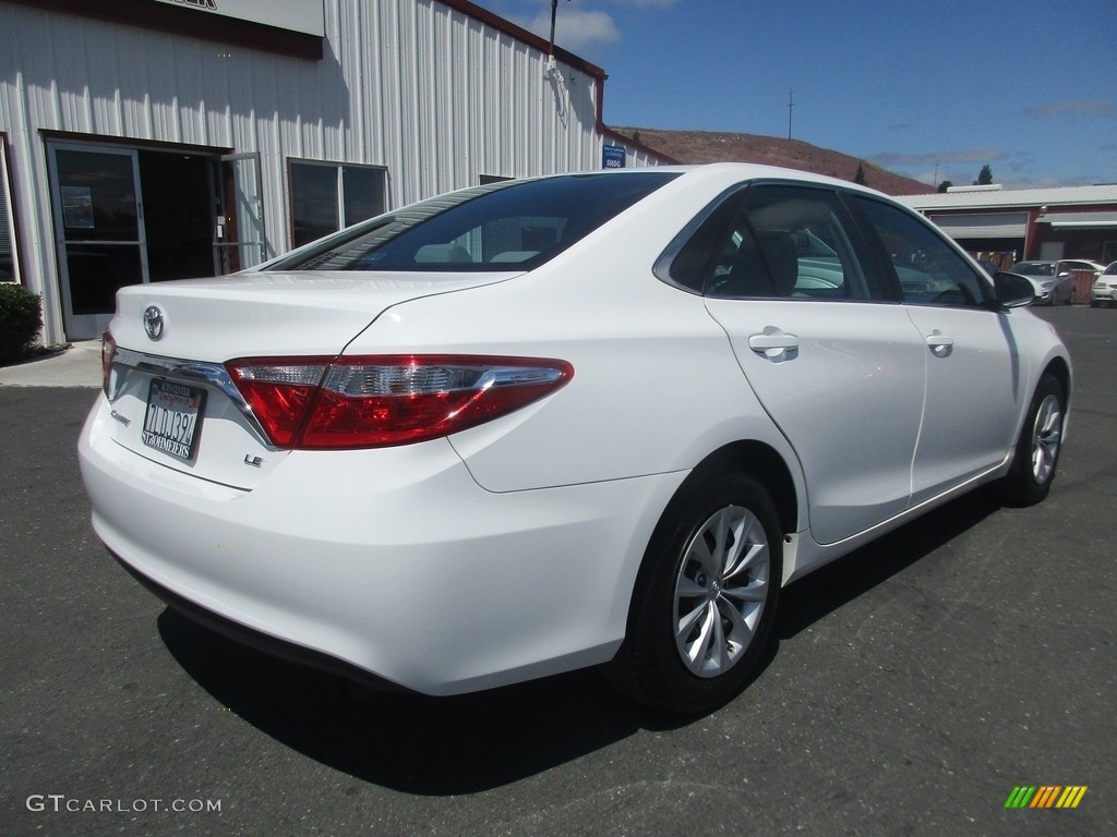 2015 Camry LE - Super White / Ash photo #7
