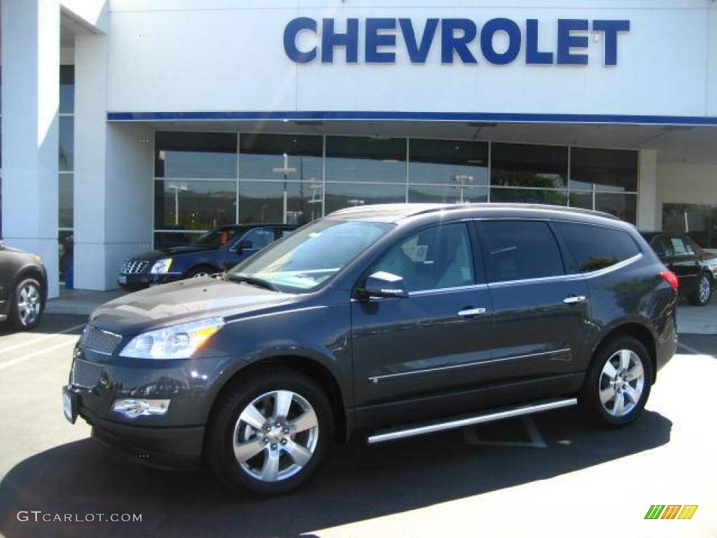 2009 Traverse LTZ - Cyber Gray Metallic / Light Gray/Ebony photo #1