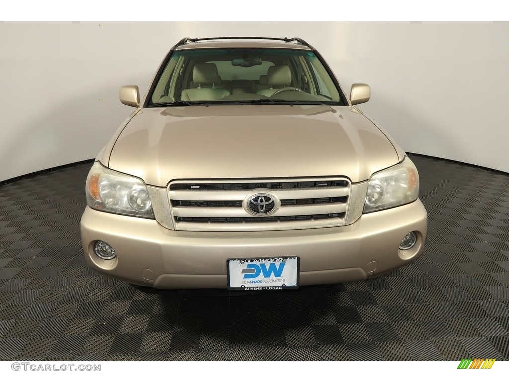 2004 Highlander Limited V6 - Vintage Gold Metallic / Ivory photo #8