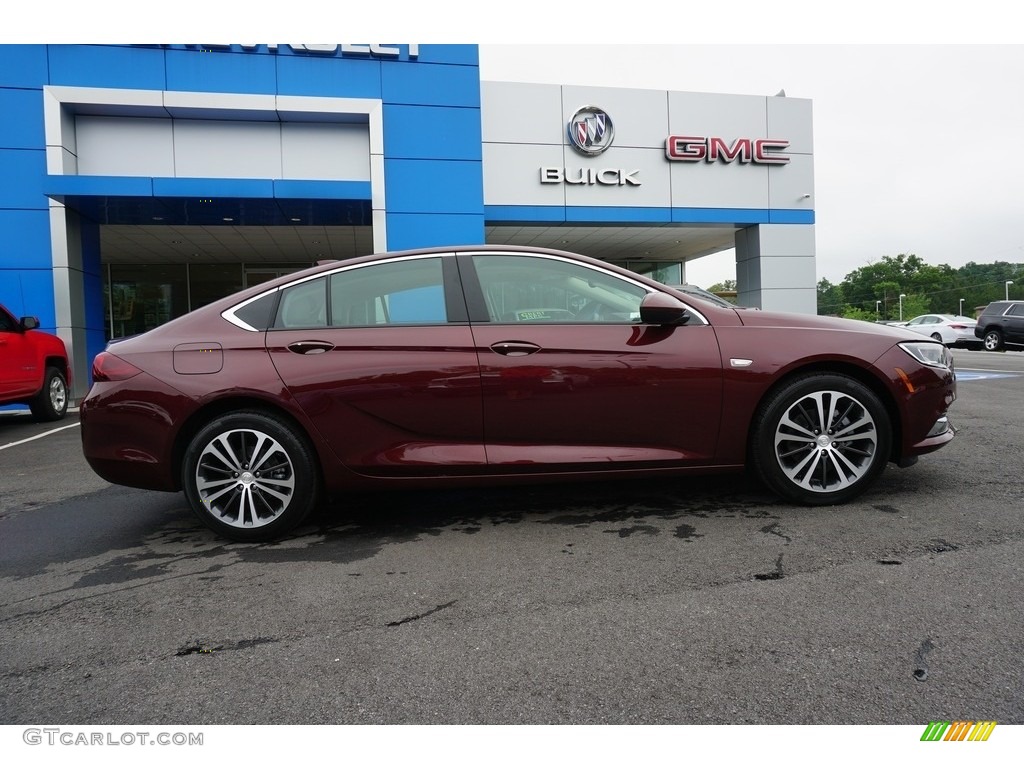 2018 Regal Sportback Essence - Rioja Red Metallic / Ebony photo #13