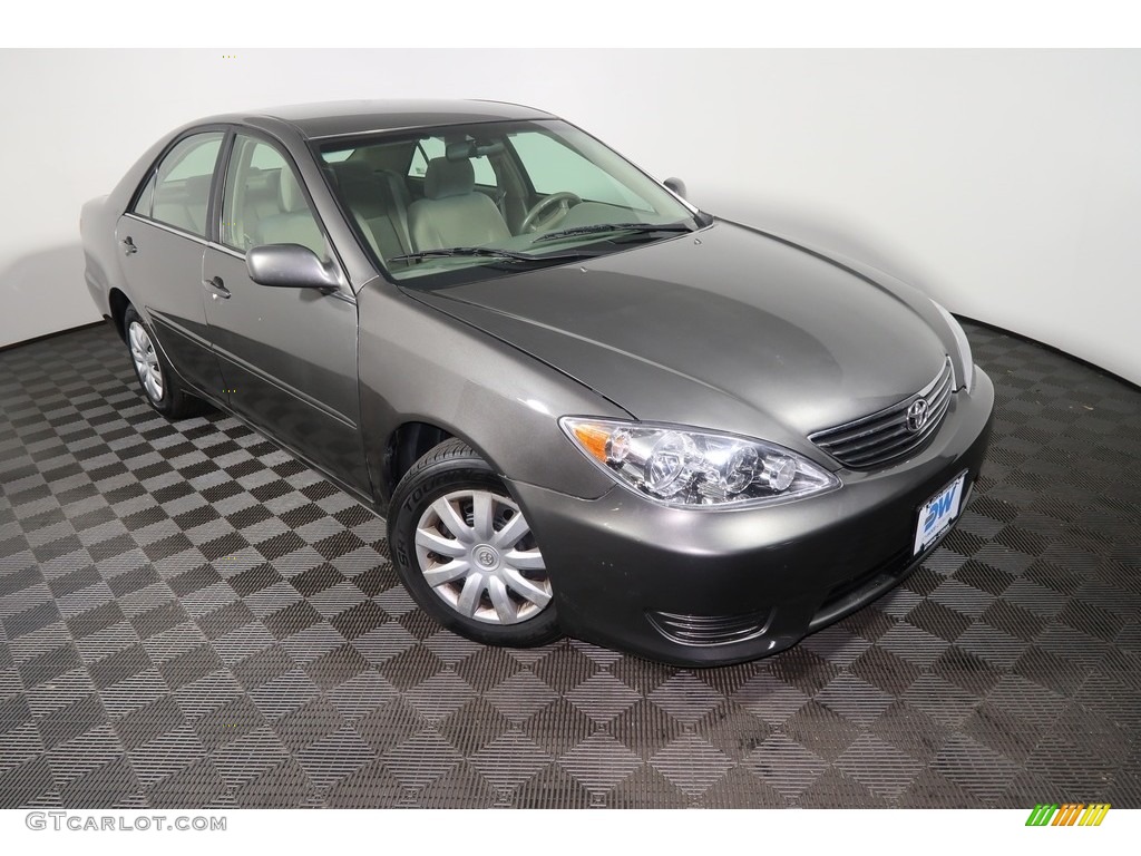 2006 Camry LE - Phantom Gray Pearl / Stone Gray photo #3