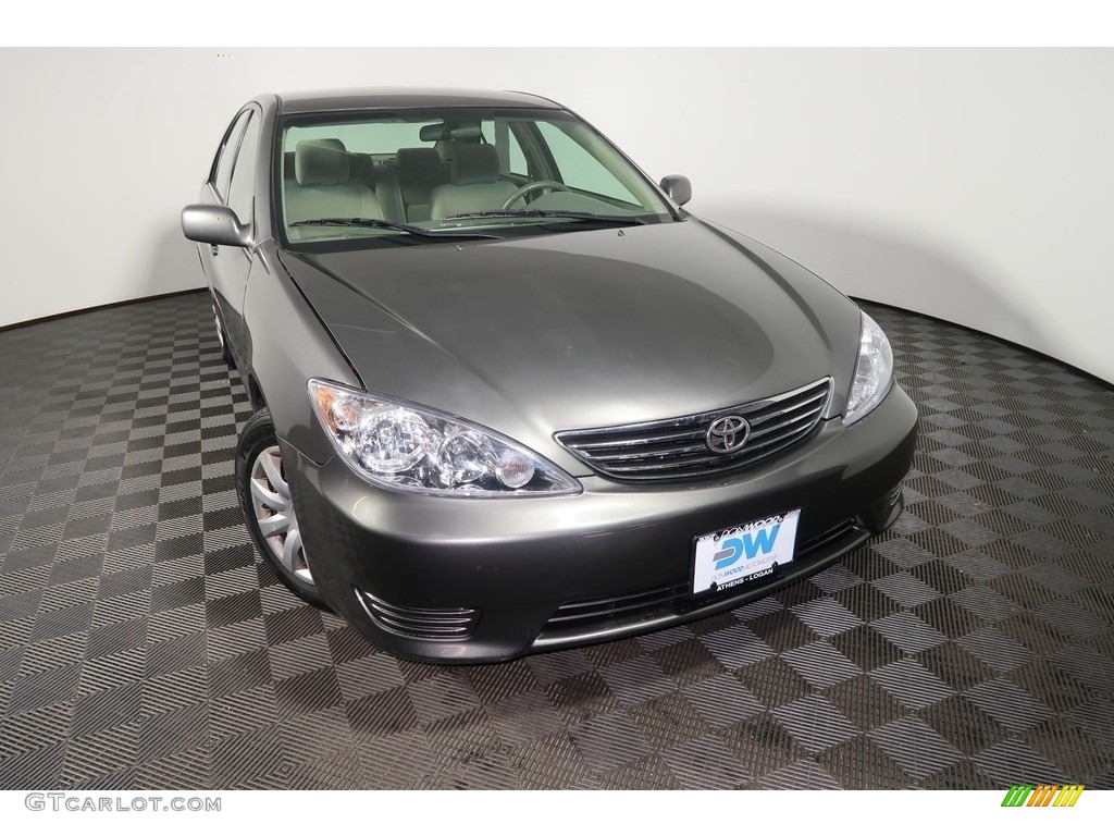2006 Camry LE - Phantom Gray Pearl / Stone Gray photo #4