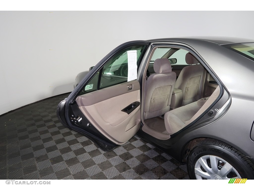 2006 Camry LE - Phantom Gray Pearl / Stone Gray photo #25