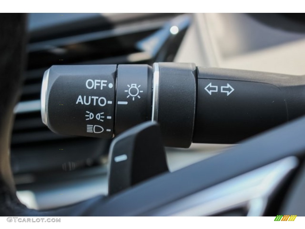 2019 Acura RDX Technology Controls Photo #127494410