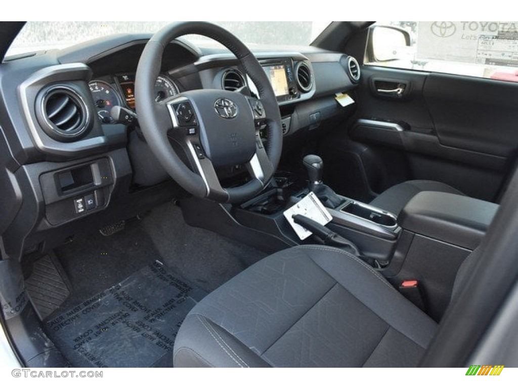 2018 Tacoma TRD Off Road Access Cab 4x4 - Silver Sky Metallic / Graphite w/Gun Metal photo #5