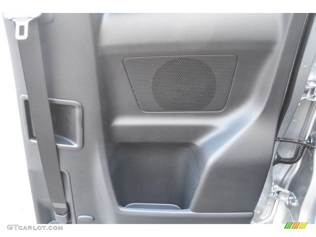 2018 Tacoma TRD Off Road Access Cab 4x4 - Silver Sky Metallic / Graphite w/Gun Metal photo #23