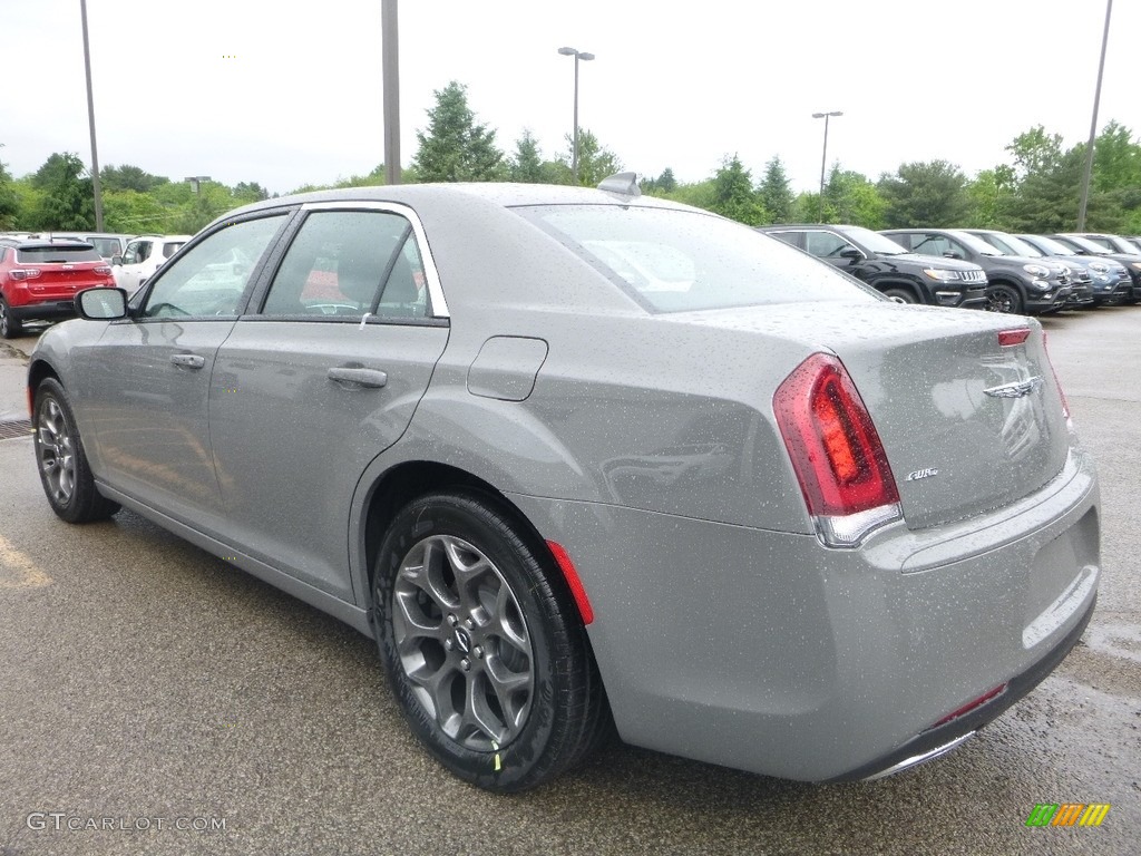 2018 300 Touring AWD - Ceramic Grey / Black photo #3