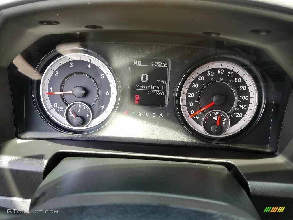 2018 1500 SLT Quad Cab - Bright White / Black/Diesel Gray photo #16