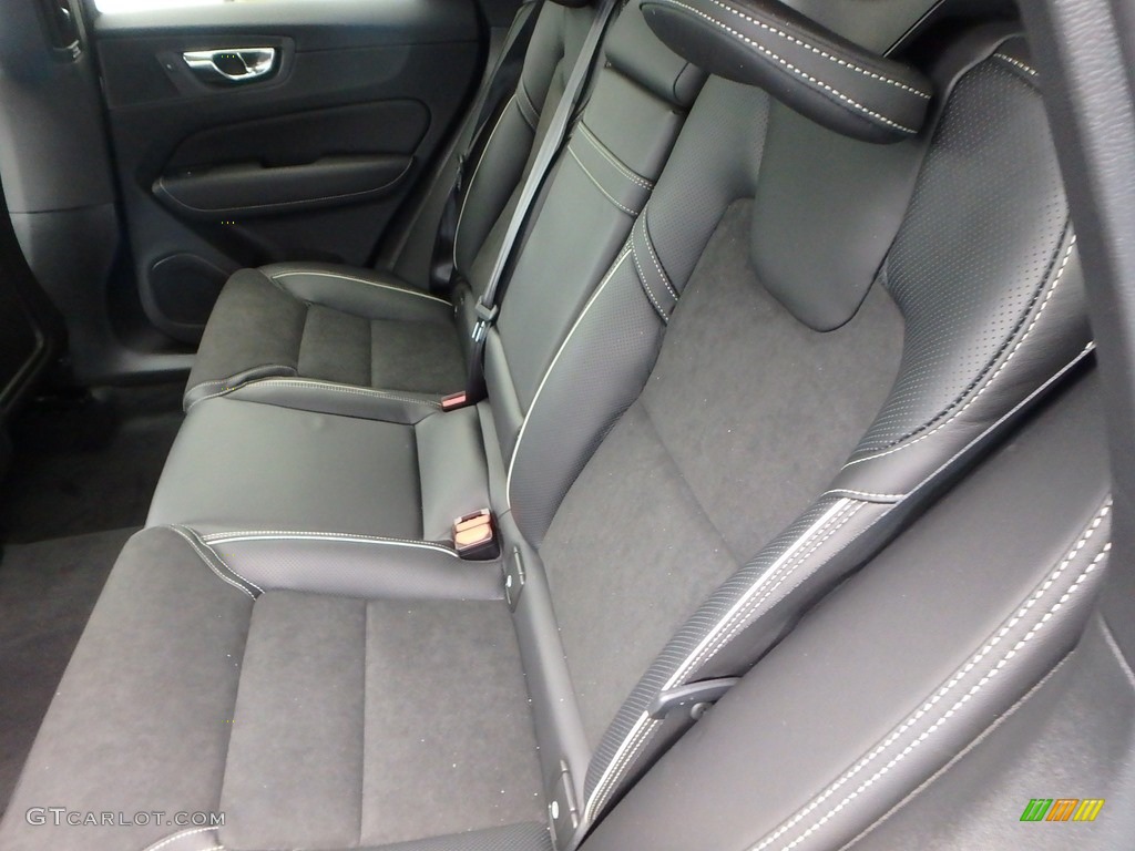 2018 Volvo XC60 T5 AWD R Design Rear Seat Photo #127504268