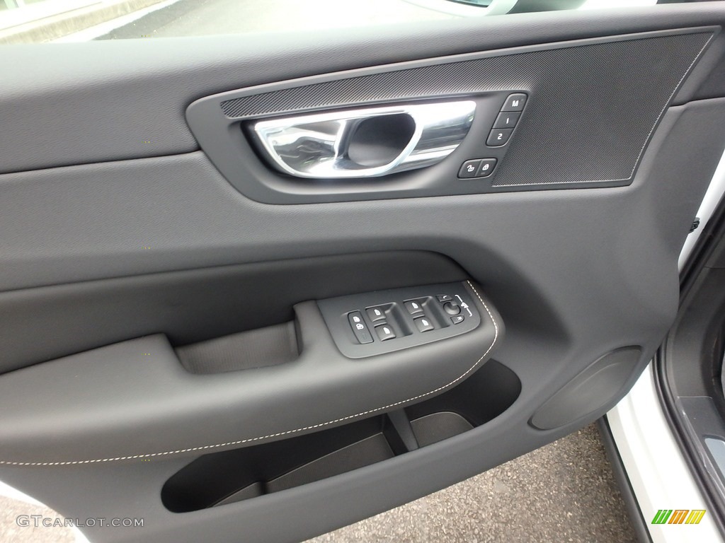 2018 Volvo XC60 T5 AWD R Design Charcoal Door Panel Photo #127504325