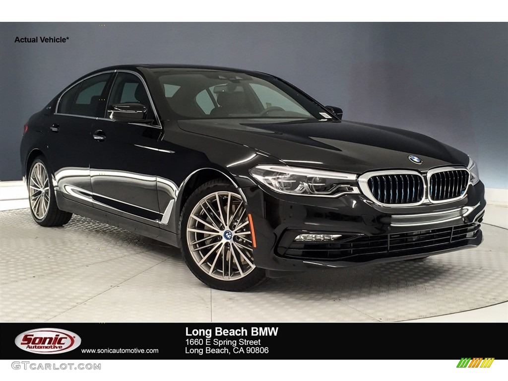 2018 5 Series 530e iPerfomance Sedan - Jet Black / Black photo #1