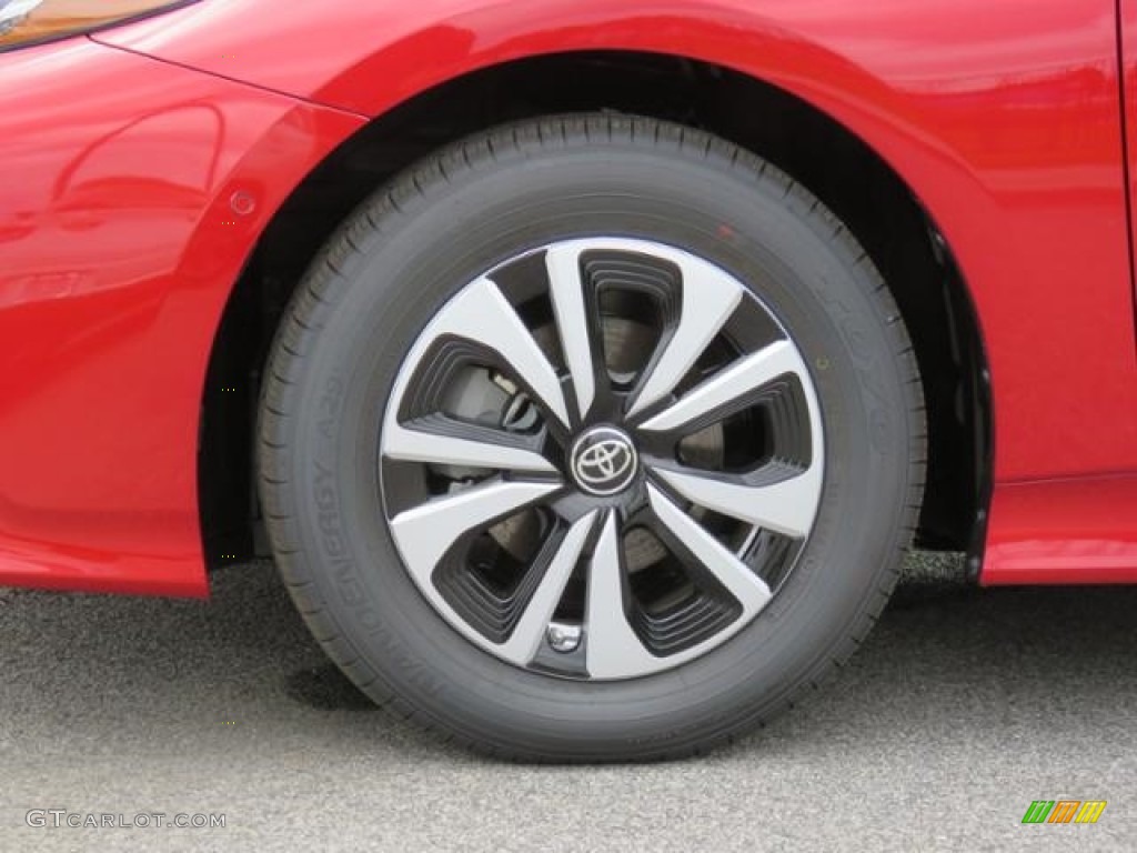 2018 Toyota Prius Prime Advanced Wheel Photos