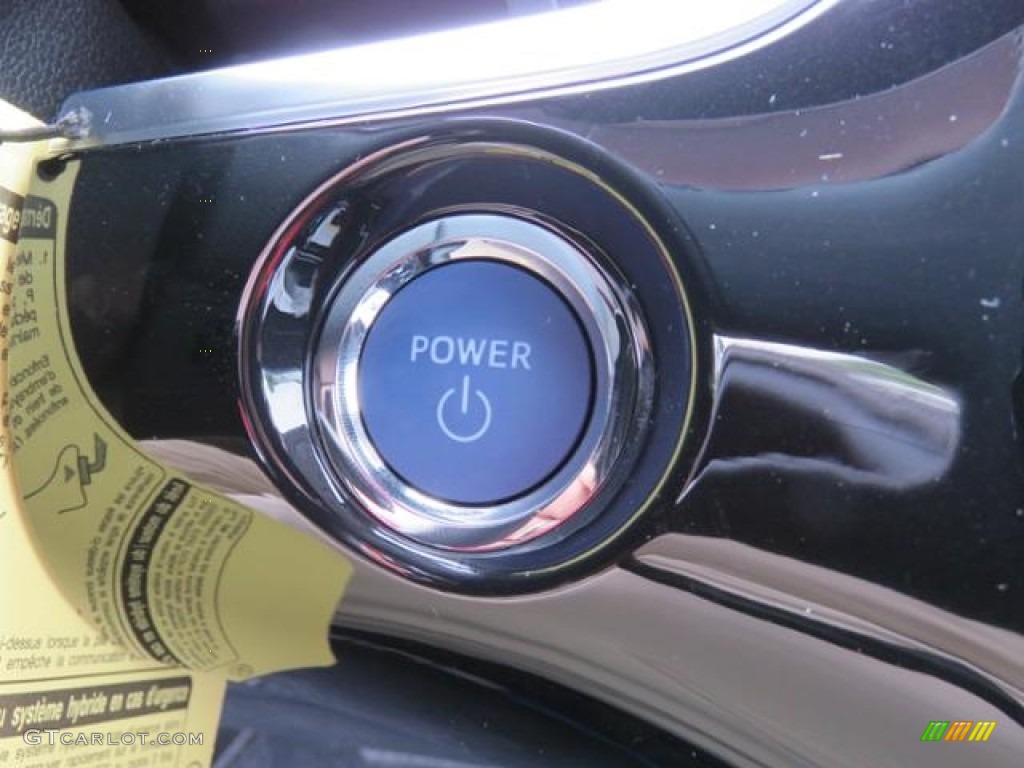 2018 Toyota Prius Prime Advanced Controls Photo #127505303