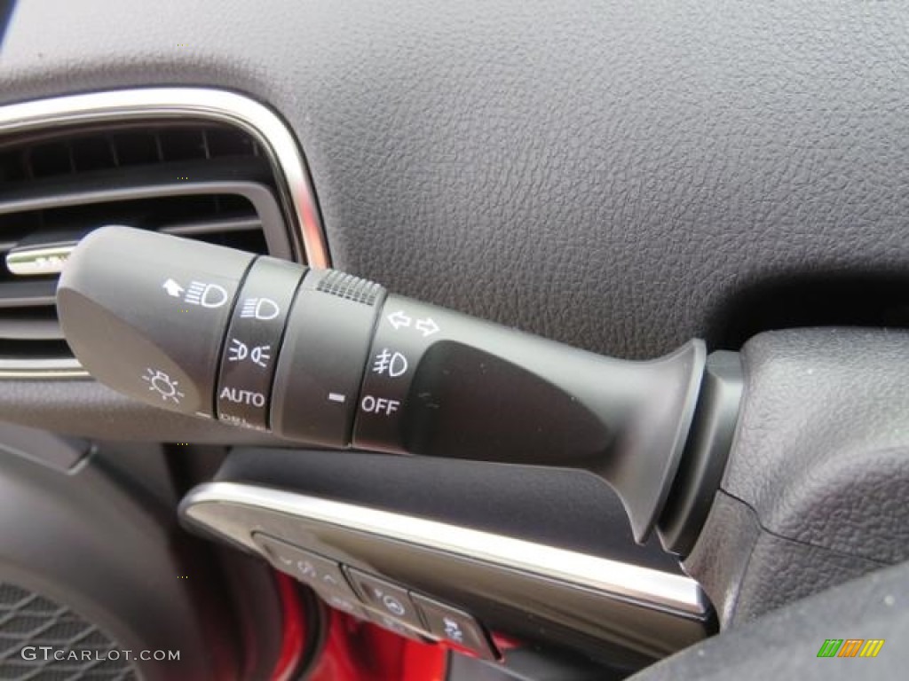 2018 Toyota Prius Prime Advanced Controls Photo #127505344