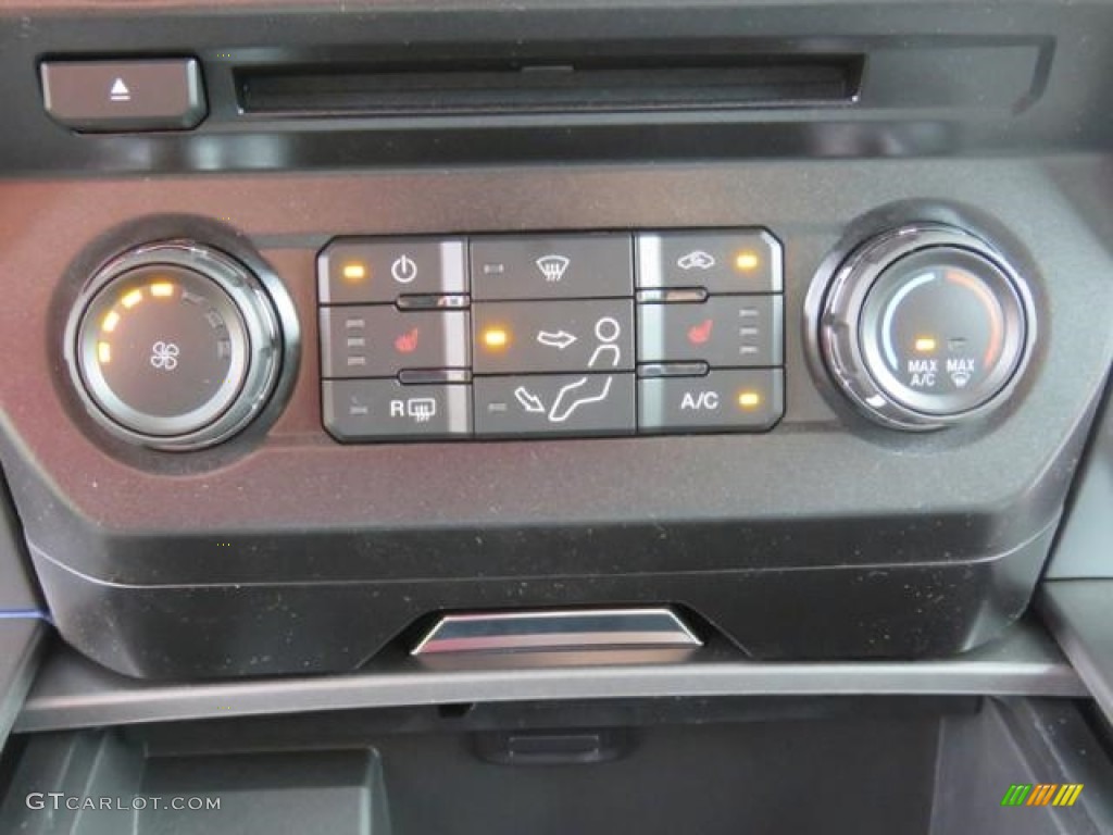 2018 F250 Super Duty XLT Crew Cab 4x4 - Blue Jeans / Earth Gray photo #15