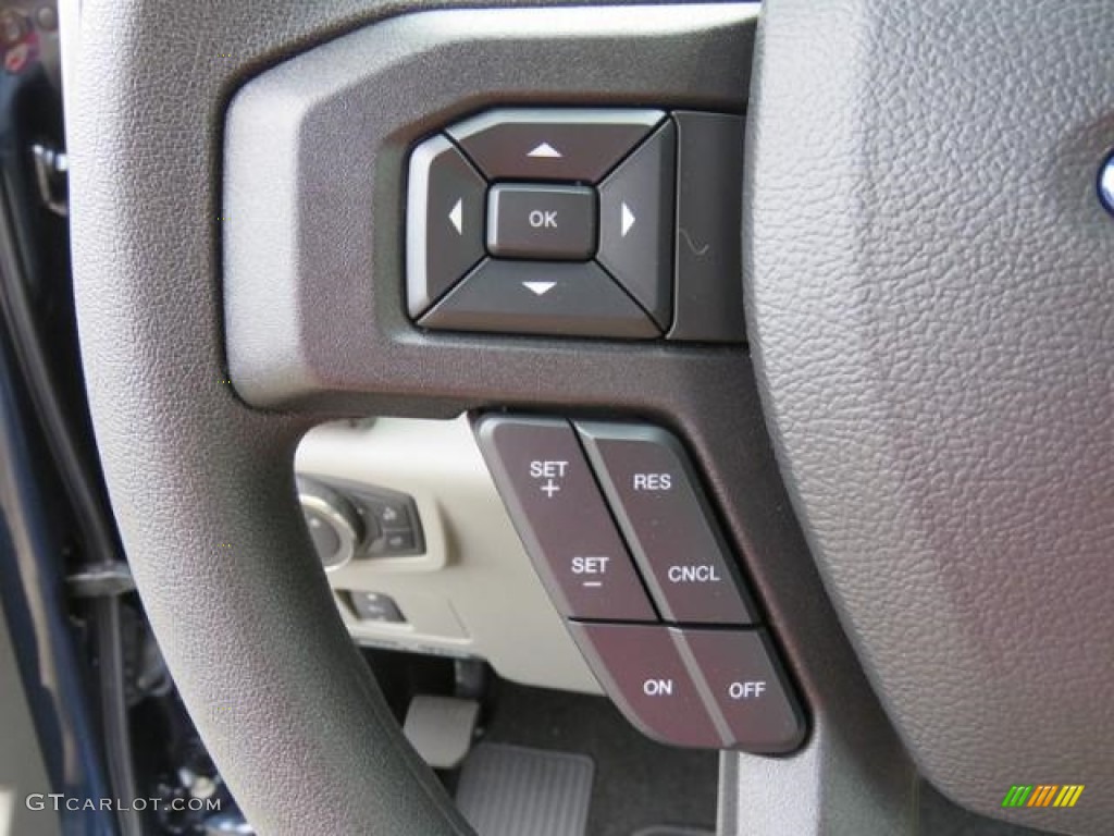 2018 F250 Super Duty XLT Crew Cab 4x4 - Blue Jeans / Earth Gray photo #16