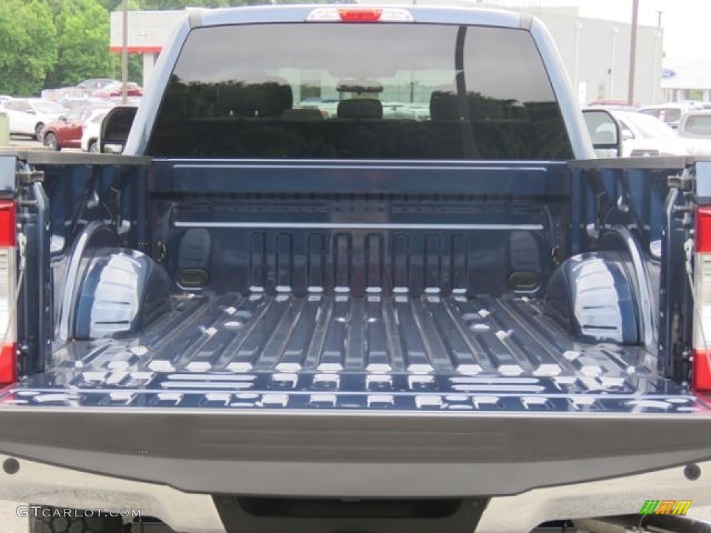 2018 F250 Super Duty XLT Crew Cab 4x4 - Blue Jeans / Earth Gray photo #21