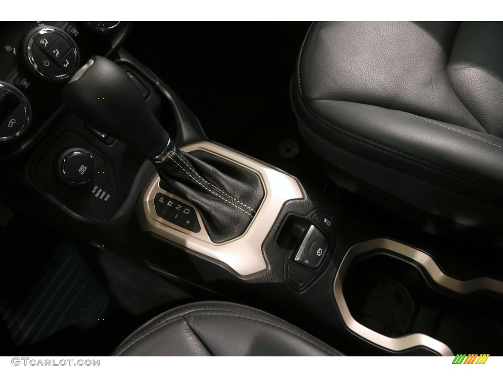 2016 Renegade Limited 4x4 - Alpine White / Black photo #10