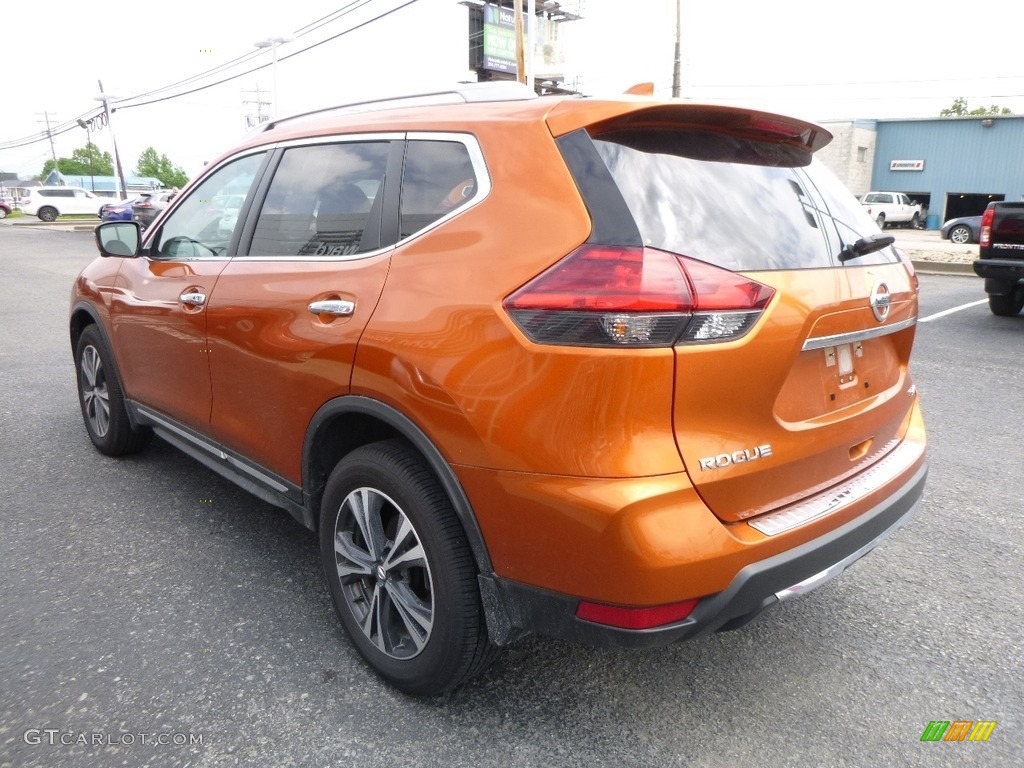 2017 Rogue SL AWD - Monarch Orange / Almond photo #6