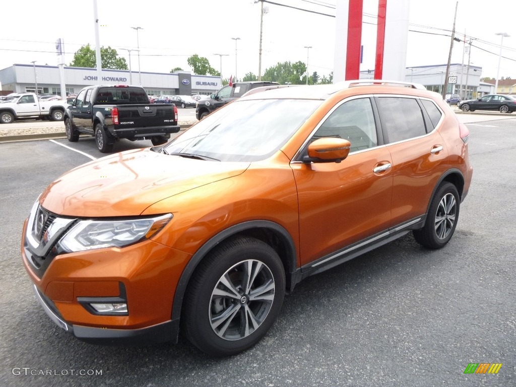 2017 Rogue SL AWD - Monarch Orange / Almond photo #8