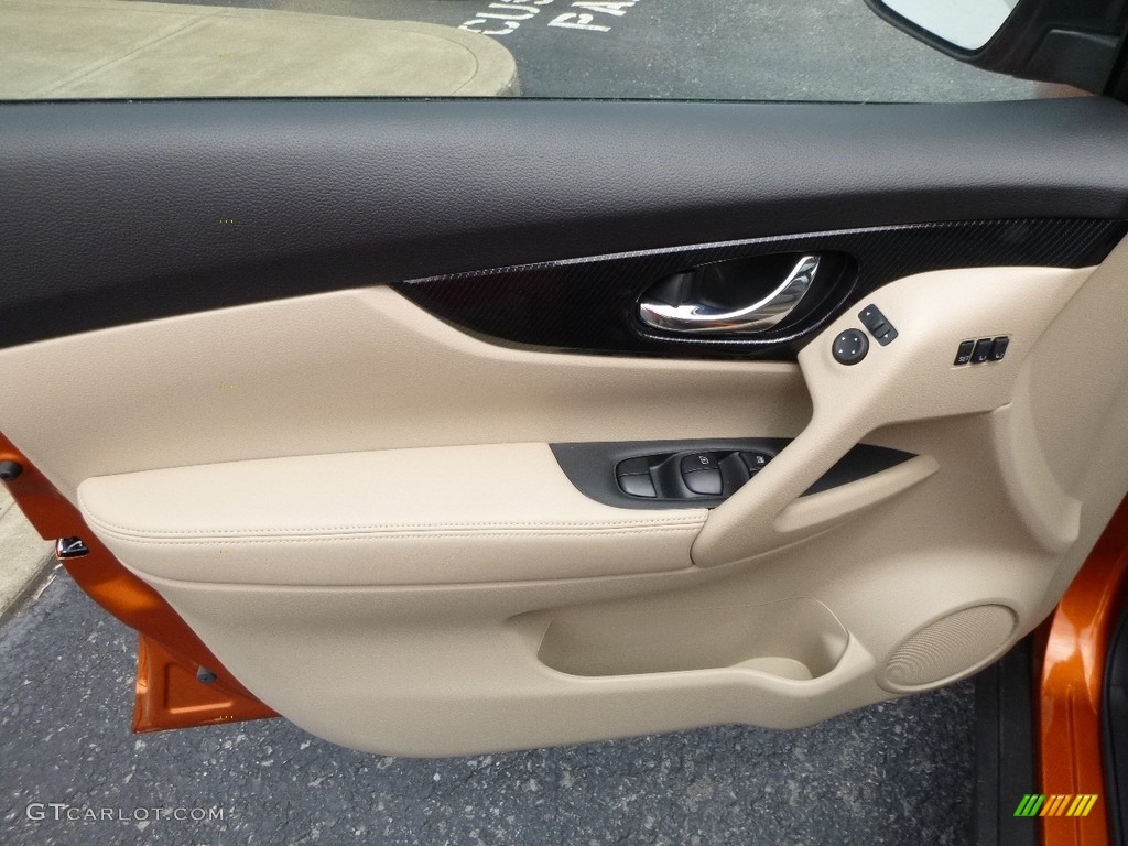 2017 Rogue SL AWD - Monarch Orange / Almond photo #14