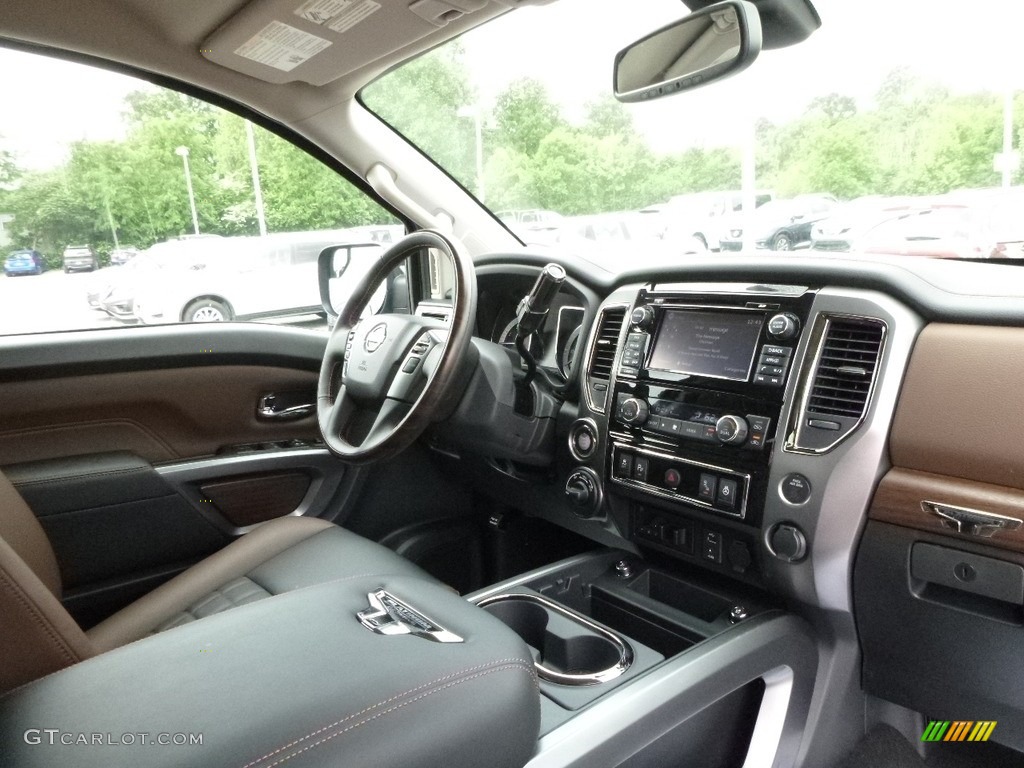 2018 Nissan Titan Platinum Reserve Crew Cab 4x4 Dashboard Photos