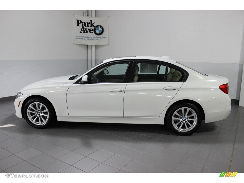 2018 3 Series 320i xDrive Sedan - Alpine White / Venetian Beige photo #2