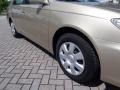 Desert Sand Mica - Camry LE Photo No. 32