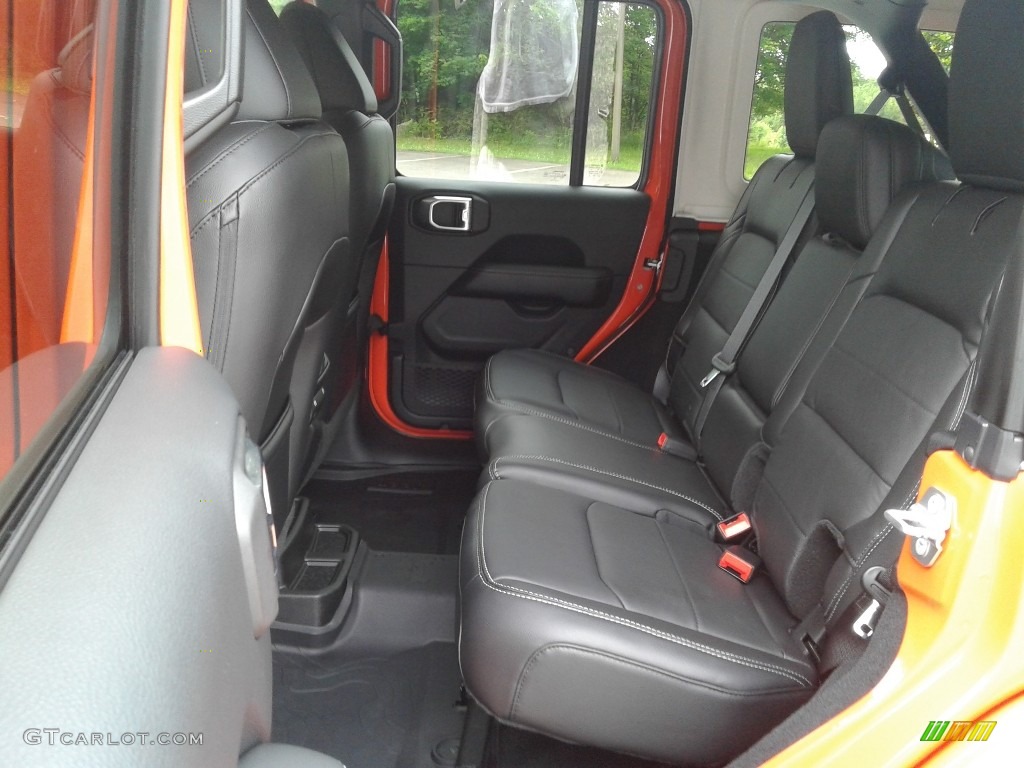 Black Interior 2018 Jeep Wrangler Unlimited Sahara 4x4 Photo #127514507