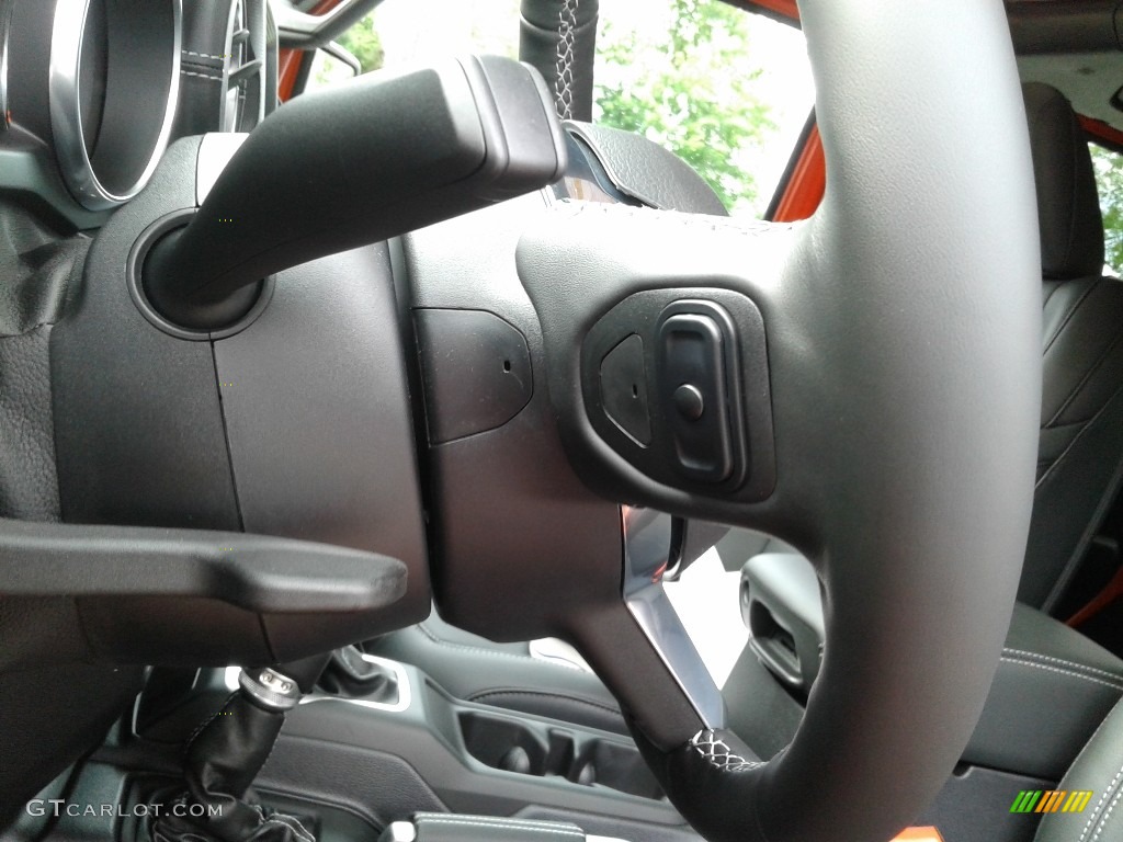 2018 Jeep Wrangler Unlimited Sahara 4x4 Controls Photo #127514621