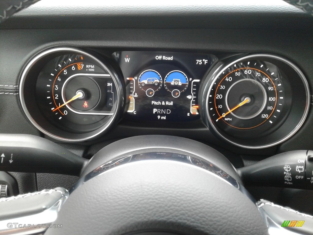 2018 Jeep Wrangler Unlimited Sahara 4x4 Gauges Photo #127514687