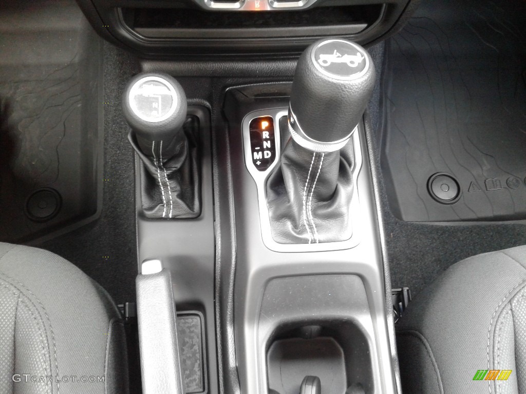 2018 Jeep Wrangler Unlimited Sahara 4x4 Transmission Photos