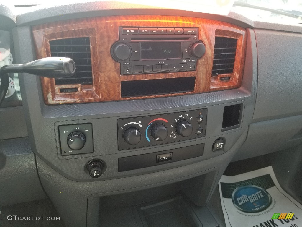 2006 Ram 1500 SLT Mega Cab 4x4 - Flame Red / Medium Slate Gray photo #26