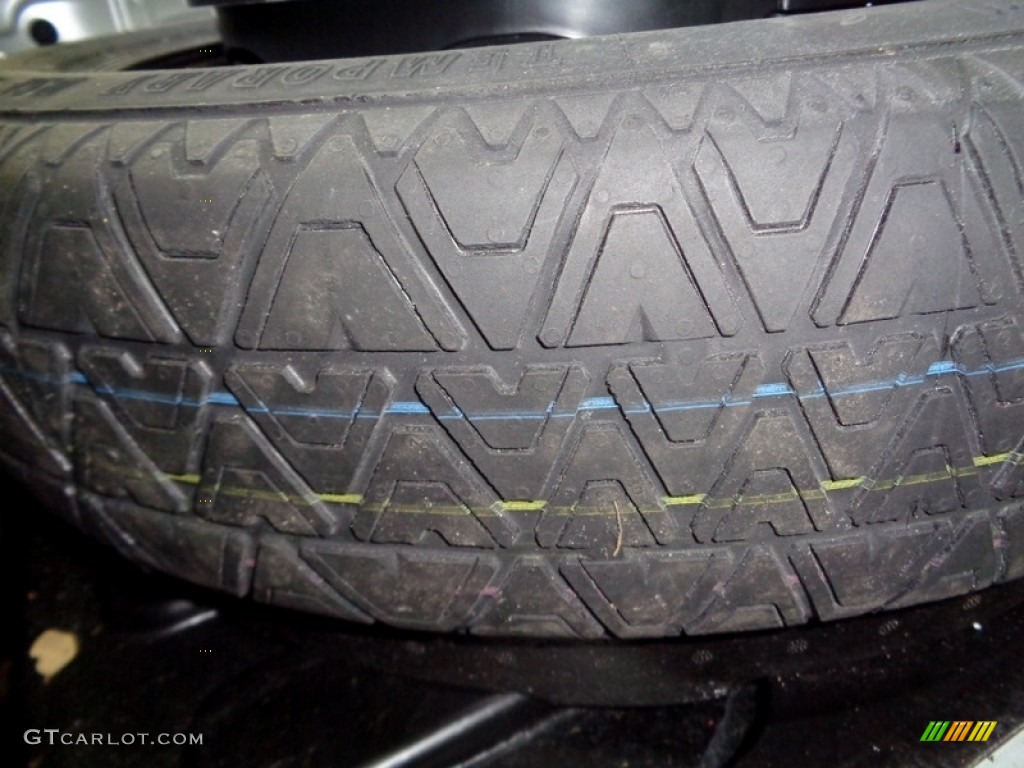 2014 E 350 Sedan - Iridium Silver Metallic / Gray/Dark Gray photo #84