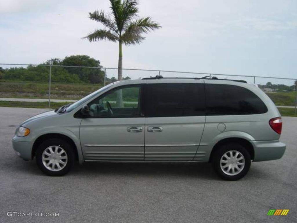 2003 Town & Country LXi - Satin Jade Pearl / Taupe photo #3