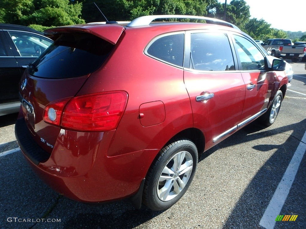 2012 Rogue SV AWD - Cayenne Red / Black photo #4