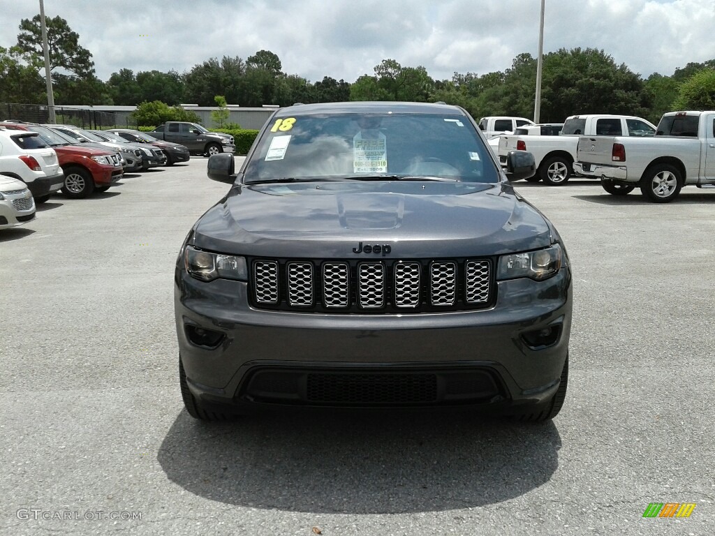 2018 Grand Cherokee Altitude - Granite Crystal Metallic / Black photo #8