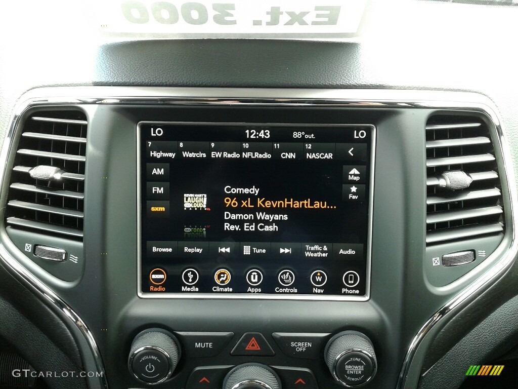 2018 Grand Cherokee Altitude - Granite Crystal Metallic / Black photo #15