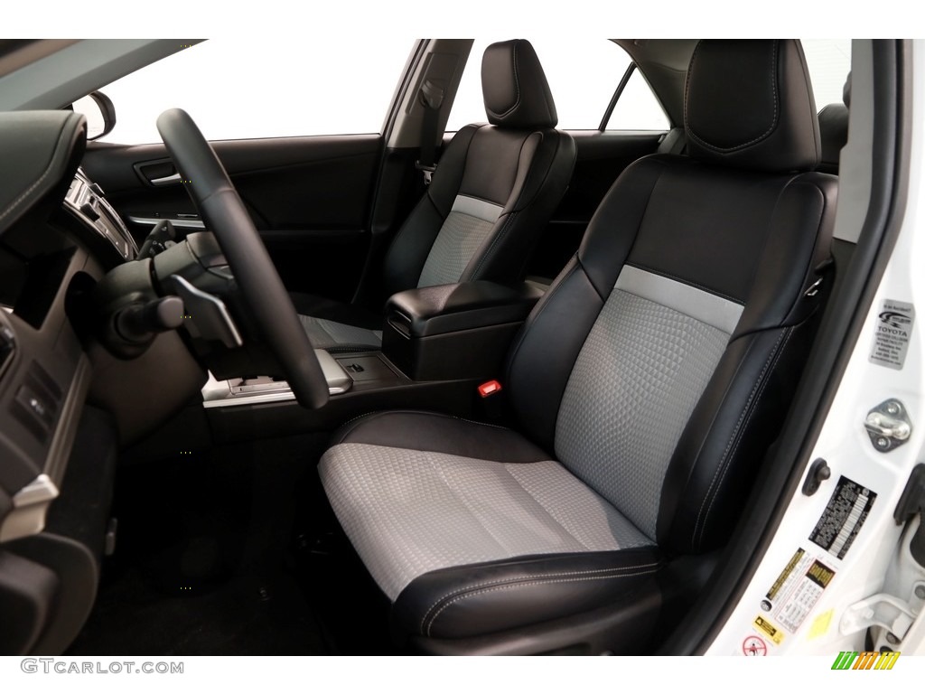 2014 Camry XLE - Super White / Black/Ash photo #5