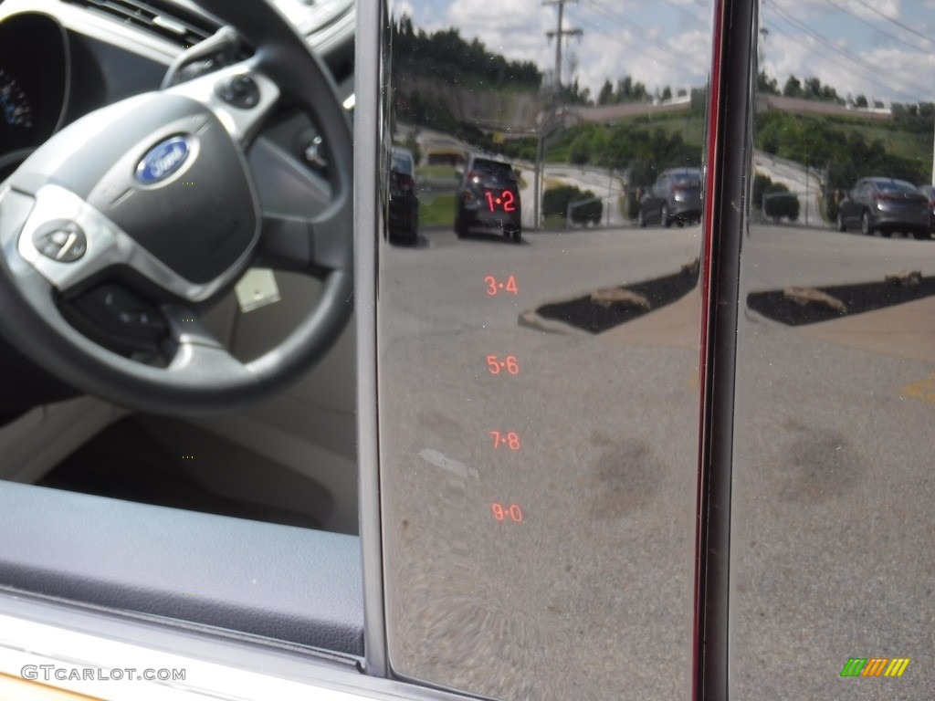 2016 Escape SE 4WD - Electric Spice Metallic / Medium Light Stone photo #8