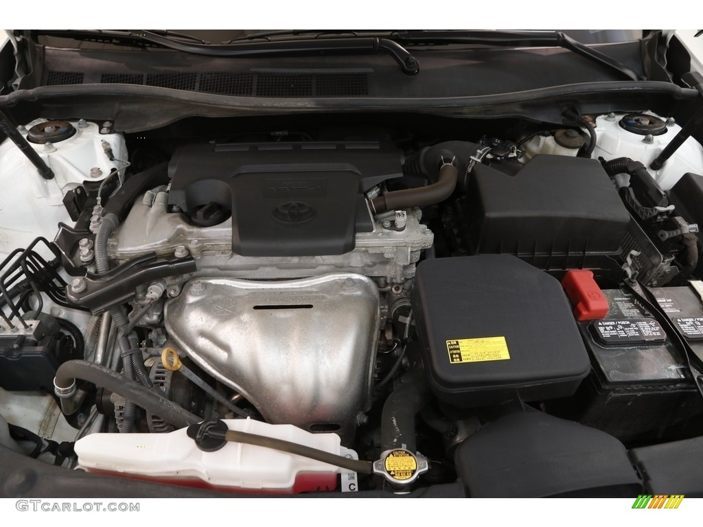 2014 Camry XLE - Super White / Black/Ash photo #19