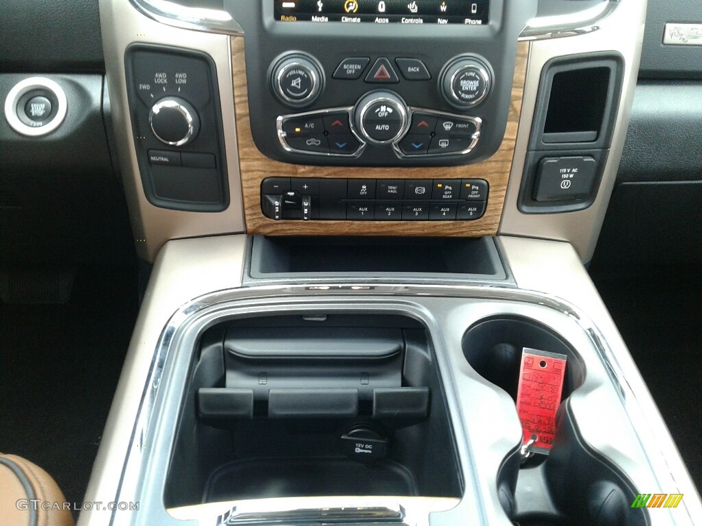 2018 2500 Laramie Longhorn Crew Cab 4x4 - Pearl White / Black/Cattle Tan photo #16