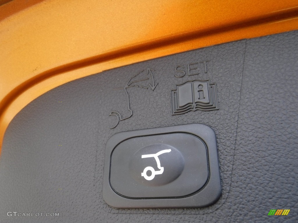 2016 Escape SE 4WD - Electric Spice Metallic / Medium Light Stone photo #26