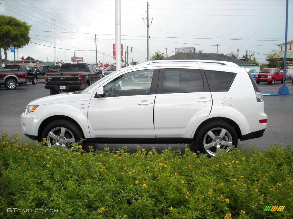 2008 Outlander XLS - Diamond White Pearl / Black photo #30