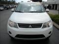 2008 Diamond White Pearl Mitsubishi Outlander XLS  photo #32