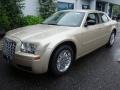 2006 Linen Gold Metallic Chrysler 300   photo #2