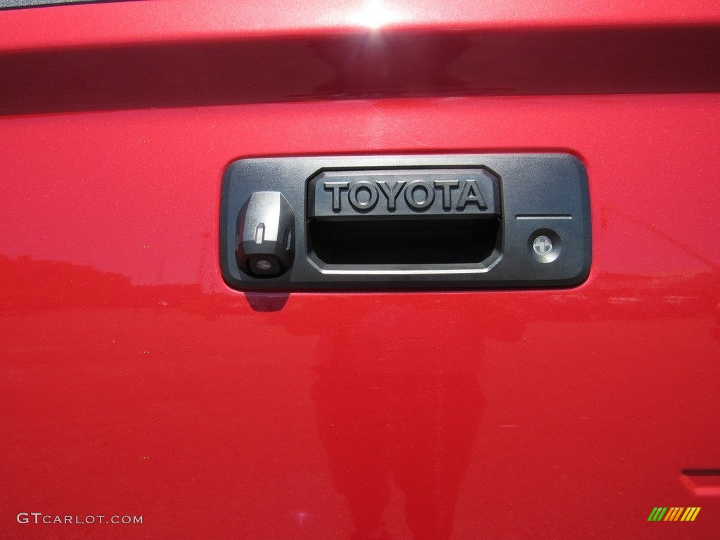 2014 Tundra SR5 Double Cab - Radiant Red / Graphite photo #39